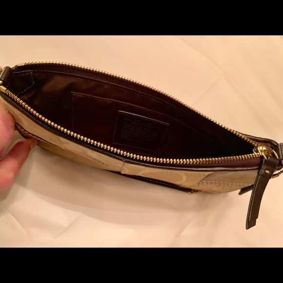Small gold and brown Coach purse - Picture 4 of 4